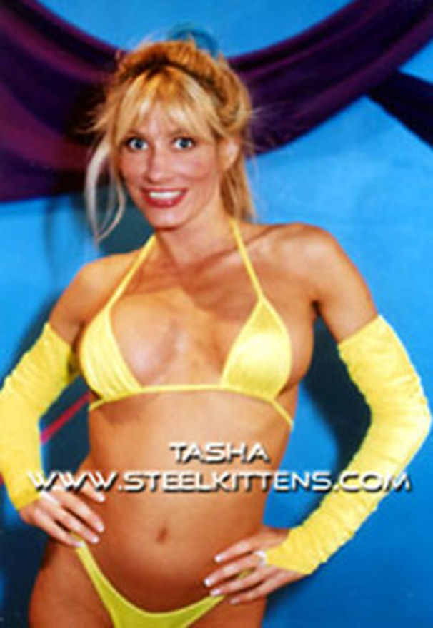 Tasha : Female Wrestler